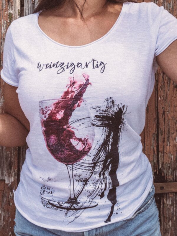 Trachtenshirt WEINZIGARTIG ~ XS